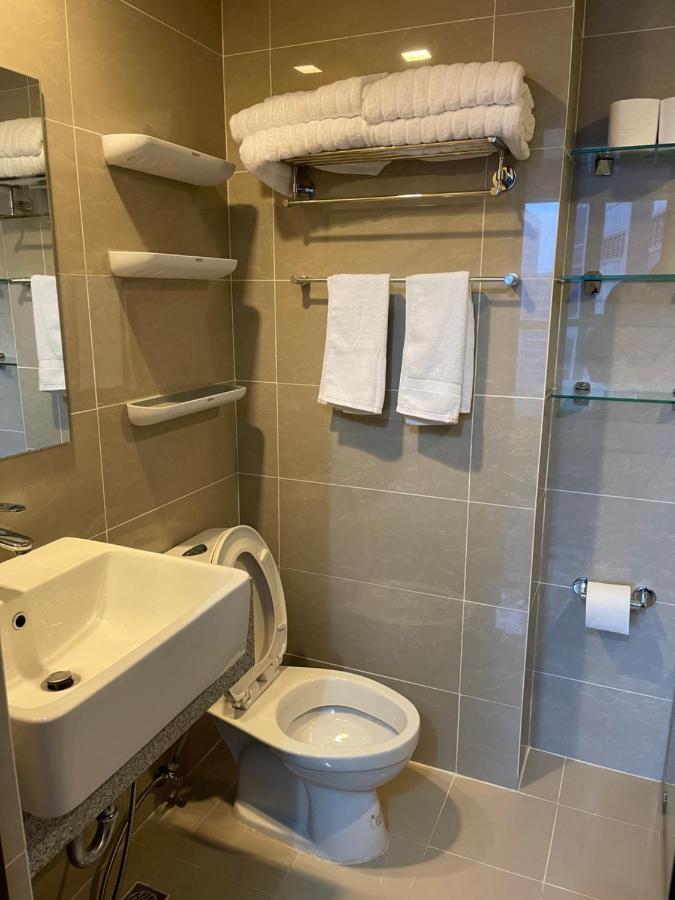 1 Bedroom Condo Uptown Parksuites Bgc, High Floor, Morning Sun Манила Экстерьер фото