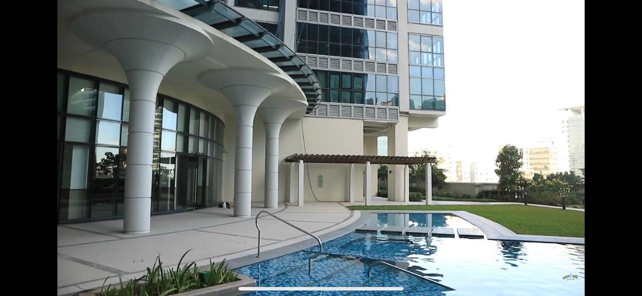 1 Bedroom Condo Uptown Parksuites Bgc, High Floor, Morning Sun Манила Экстерьер фото