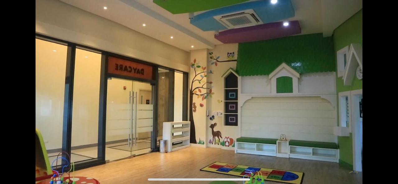 1 Bedroom Condo Uptown Parksuites Bgc, High Floor, Morning Sun Манила Экстерьер фото